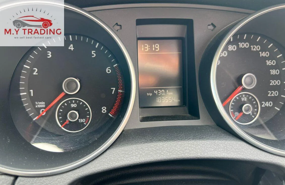 
								VOLKSWAGEN GOLF 2010 full									