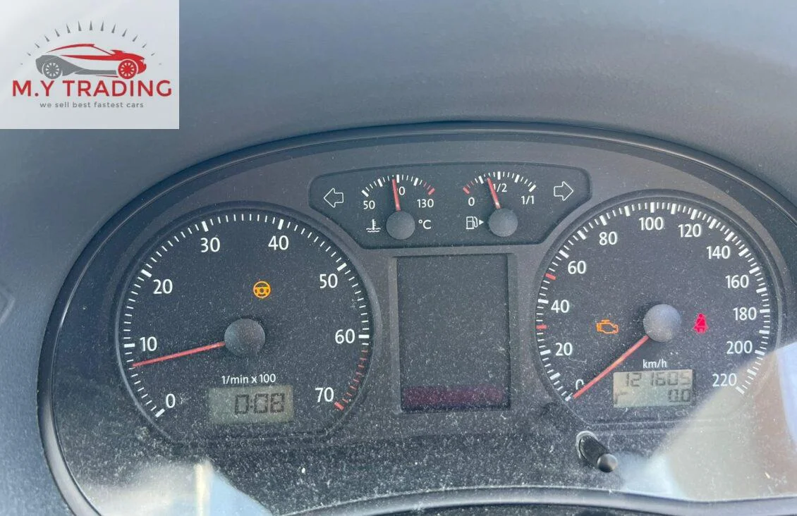 
								Volkswagen POLO full									