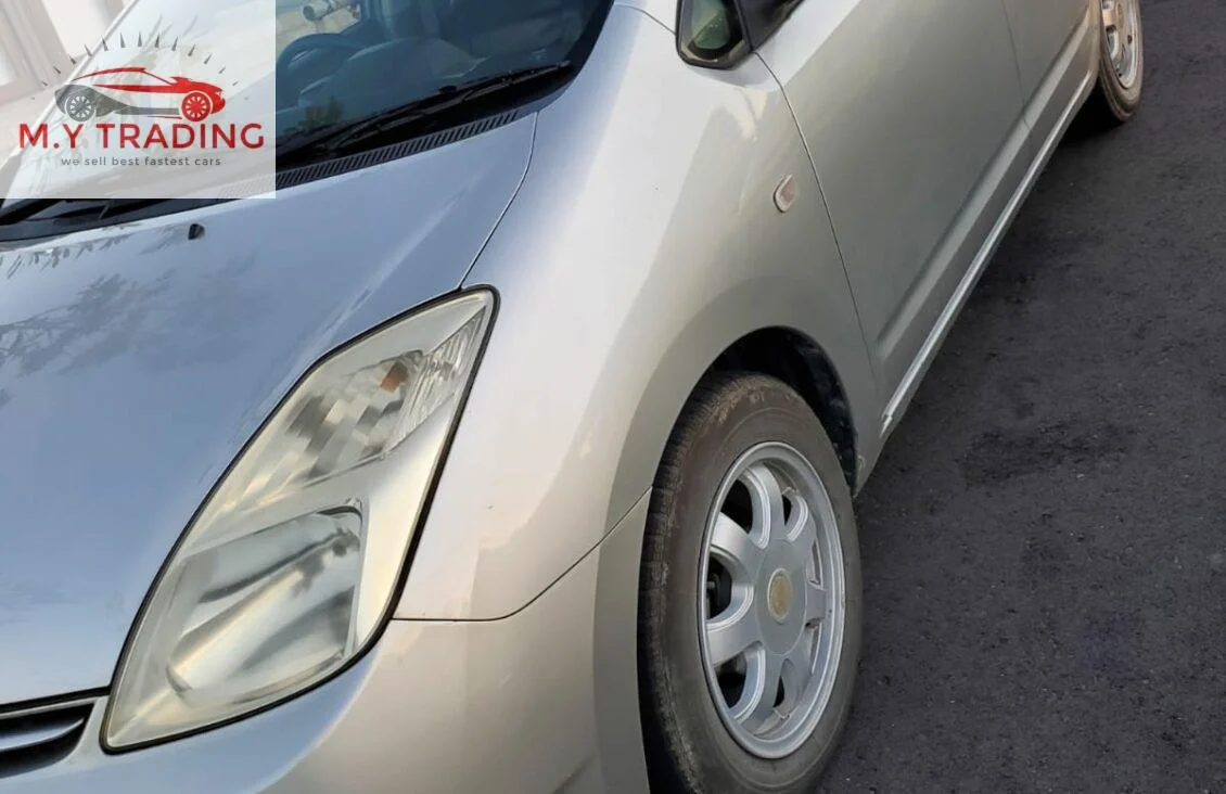 
								TOYOTA PRIUS 2005 full									