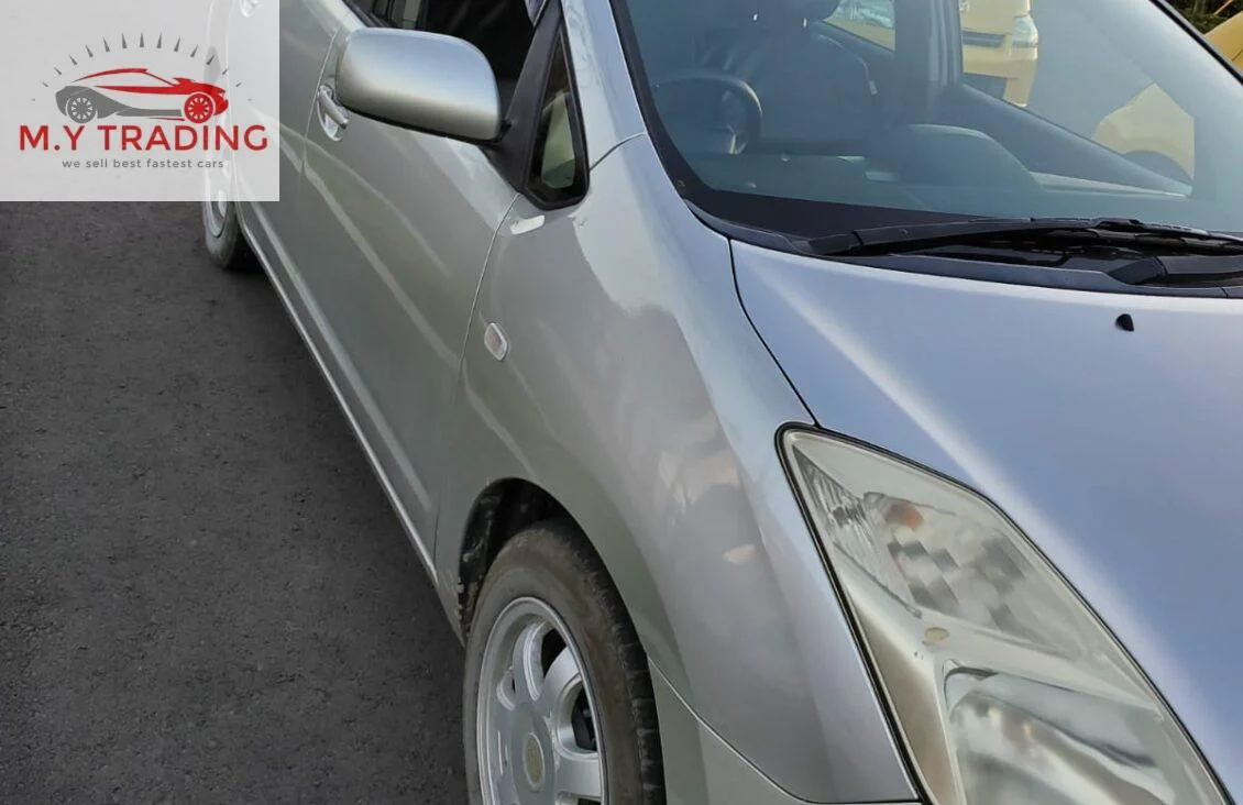 
								TOYOTA PRIUS 2005 full									