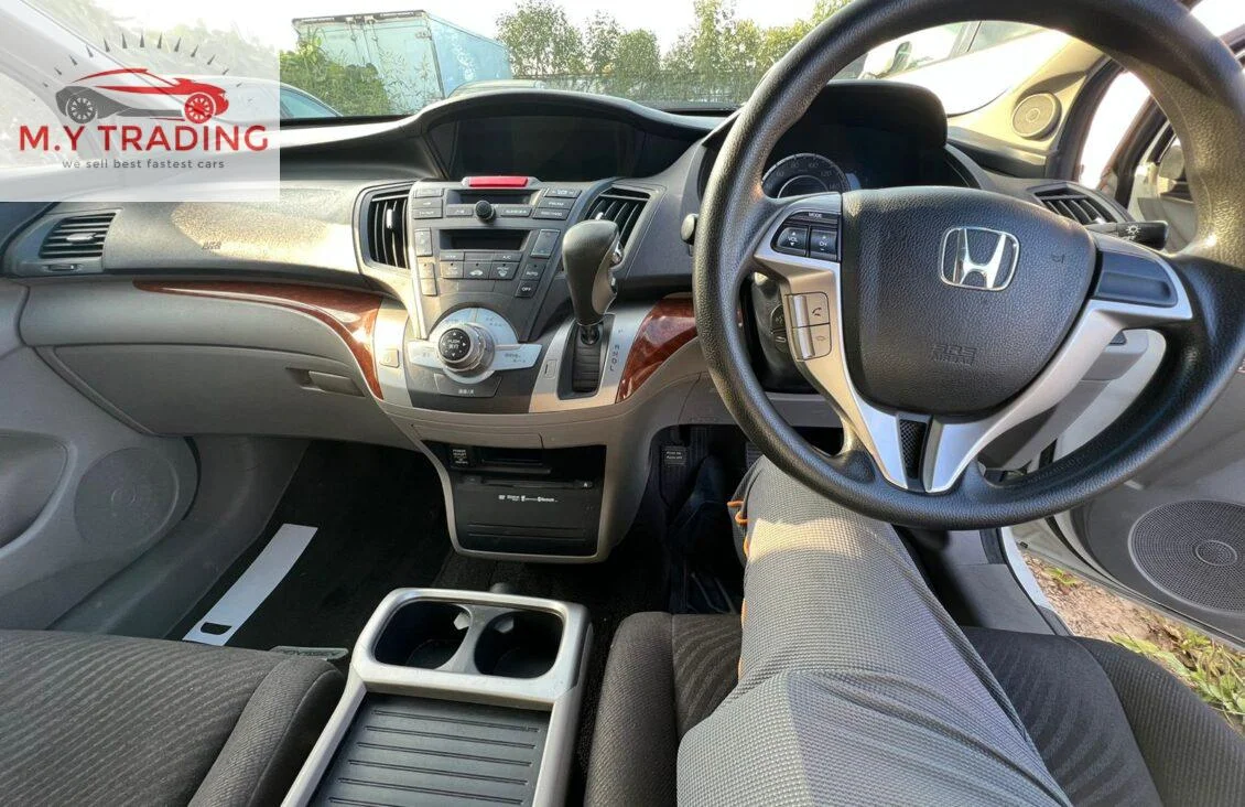 
								Honda Odyssey 2010 full									