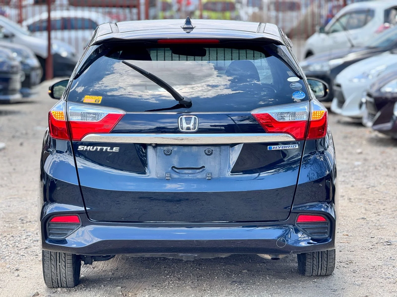 
								Honda Fit Shuttle full									